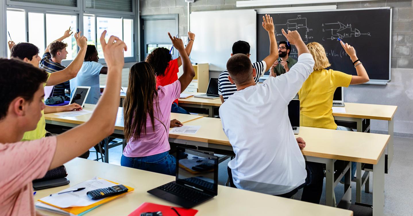 Scuola, moduli da 30 ore dalle medie e docente tutor: così cambia l